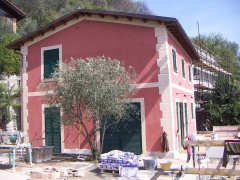 Clicca sulla miniatura per ingrandire l'immagine